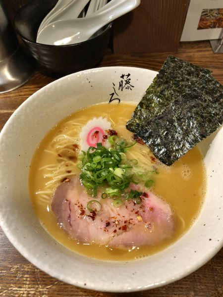 「鶏白湯ラーメン　750円」@麺屋 藤しろ 目黒店の写真