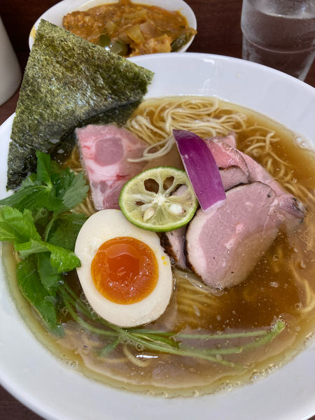 「特製醤油ラーメン」@中華そば うお青の写真