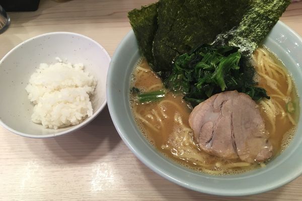 「ラーメン＋ほうれん草」@家系 武の極みの写真