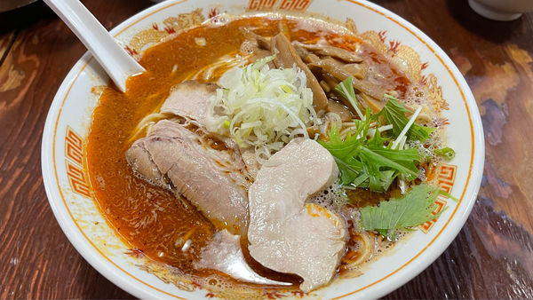 「辛い中華そば」@つけ麺 結心の写真