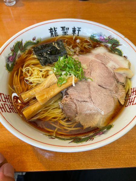 「醤油らーめん大」@龍聖軒の写真