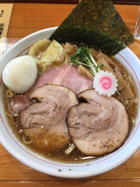 「特製中華そば」@麺笑 コムギの夢の写真