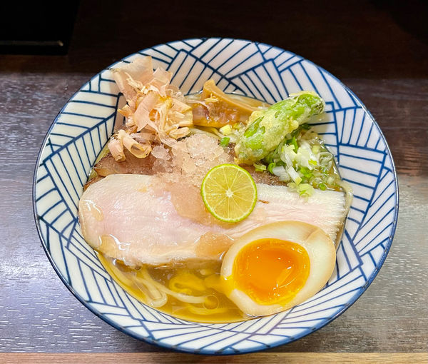 「冷やしら〜めん半玉追加」@尼龍の写真