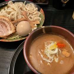つけ麺どろ味噌（大盛）＋味玉