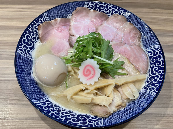 「特製鳥そば1100円＋ﾁｬｰｼｭｰ300円」@鳥そば 真屋の写真