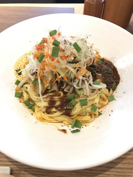 「汁無し担々麺」@茶麺房 貴勇 丸の内店の写真