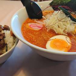 とくみそらーめん