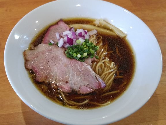 「坂戸醤油らーめん ￥720」@らーめん コッコの写真