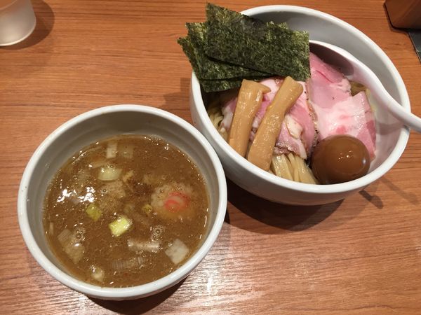 「特製つけ麺【1050円】」@煮干中華そば 鈴蘭 新宿店の写真