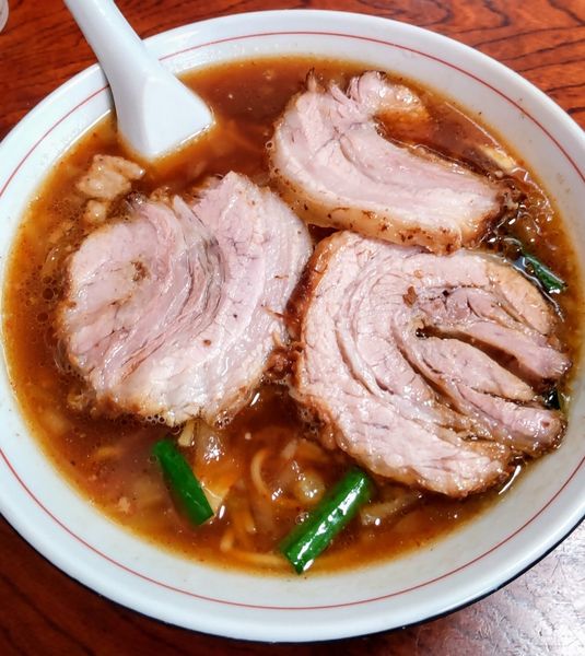 「しょうゆ蘭州麺 ちゃーしゅー」@御食事処 やちよの写真