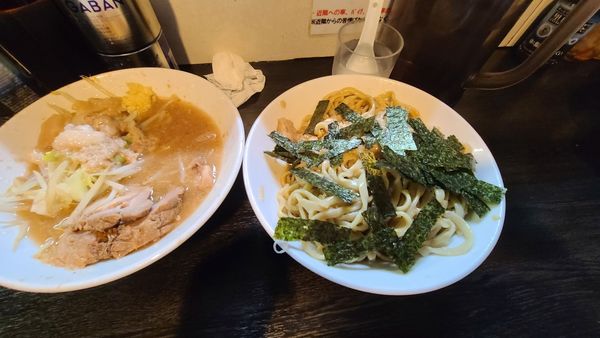 「傘がない」@豚星。の写真