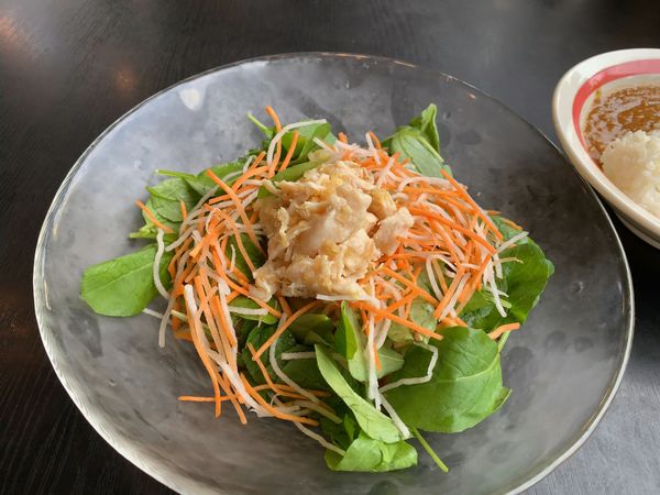 「ごま油香る彩り野菜と蒸し鶏のさっぱり冷し中華」@幸楽苑 浦和円正寺店の写真