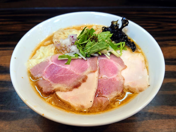 「冷製中華そば 味噌の夏+肉増し」@中華そば 梟の写真