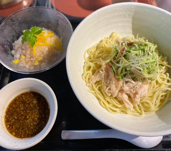 「【限定】ゆずフローズンつけめん　９８０円」@三ツ矢堂製麺 中目黒本店の写真