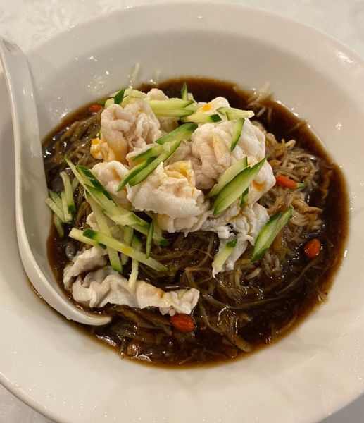 「【限定】冷やしスーラータンメン　９８０円」@中国ラーメン 揚州商人 新横浜店の写真