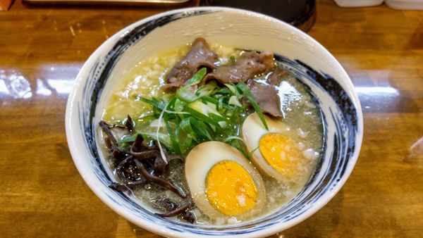 「牛タン濃厚塩ラーメン」@衝青天の写真