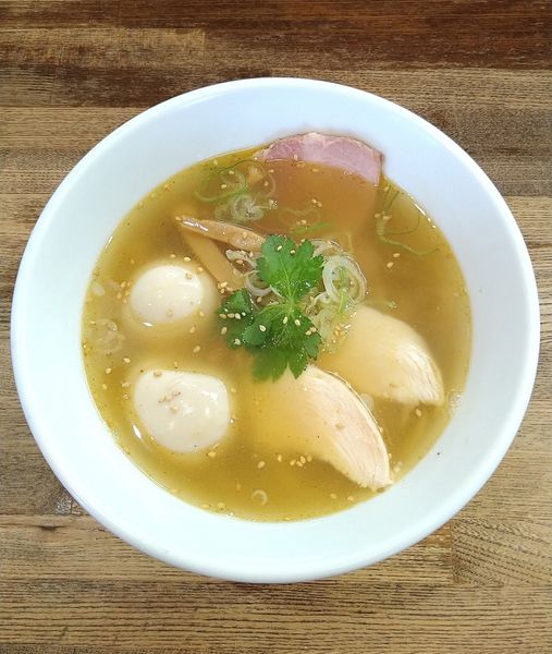 「燻しお 880円＋燻製玉子 140円」@麺屋 一八の写真