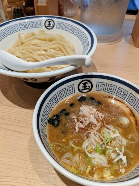 「濃厚魚介つけめん　880円」@中華そば つけめん 玉 新宿店の写真