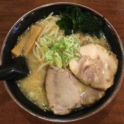 味噌らーめん 800円