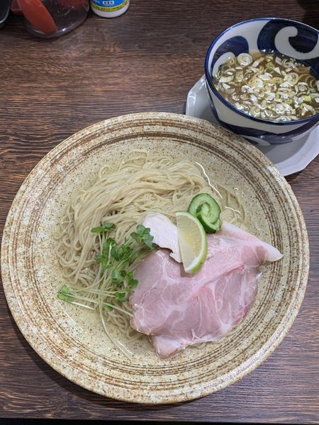 「昆布水つけ麺 大盛り」@中華そば 燕屋商店の写真