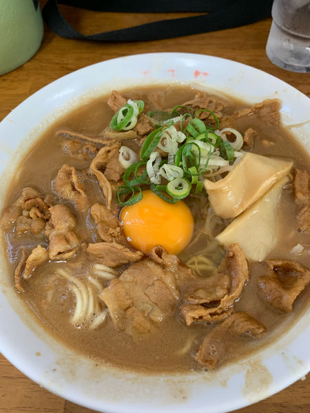 「支那そば肉玉入り小」@支那そば 王王軒 本店の写真