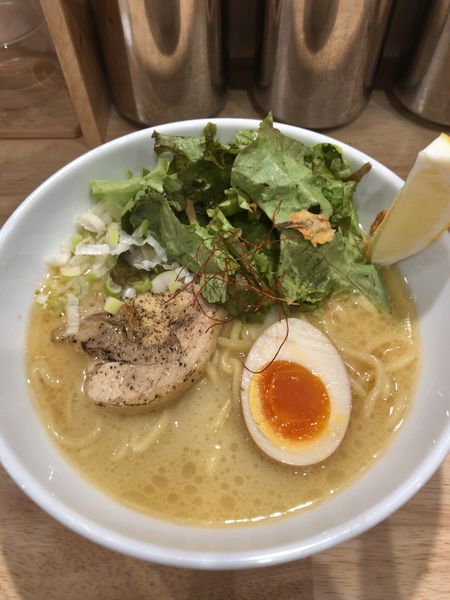 「特製鶏白湯麺　850円」@トクベツ。の写真