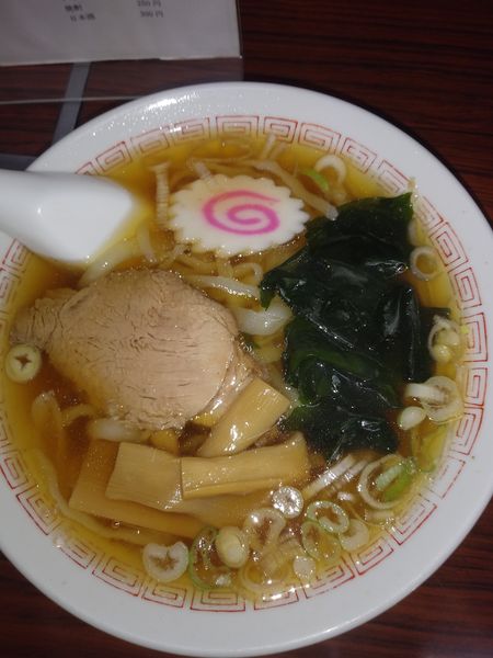 「らーめん」@手打ちラーメン つるや食堂の写真