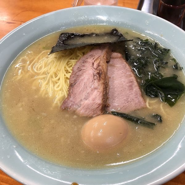 「ラーメン600円中盛100円味玉100円」@ラーメンショップ 厚木岡田店の写真