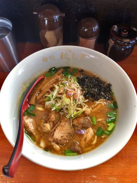 「〈限定〉背脂生姜味噌+ほんのりスパイス　1050円」@麺処 秋もとの写真