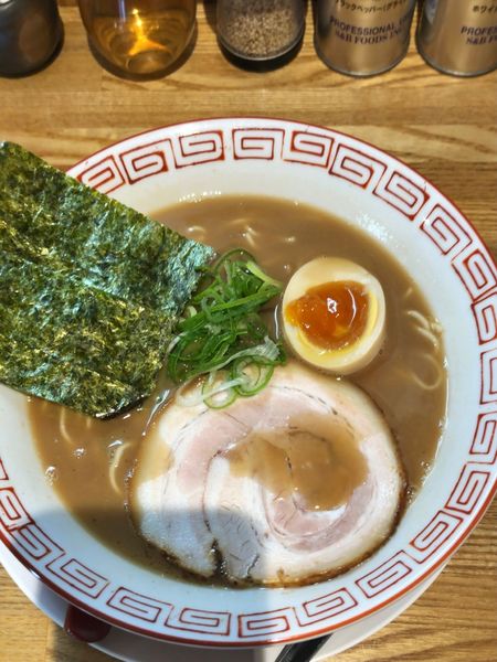 「濃厚中華そば　700円」@中華そば もり川の写真