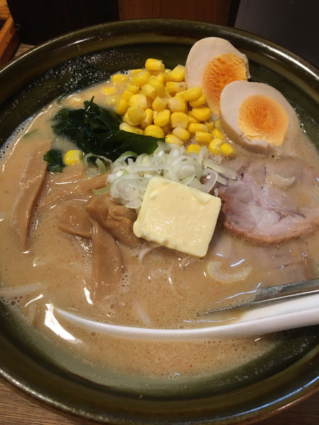 「味噌バターコーンラーメン」@北海道ラーメン 味丸の写真