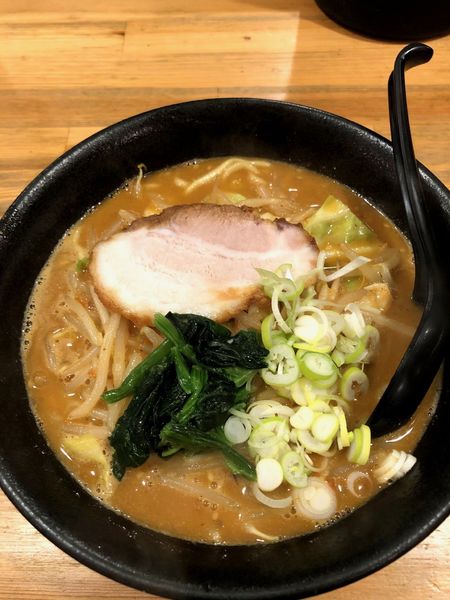 「辛味噌ラーメン　850円」@ぼっけもんの写真