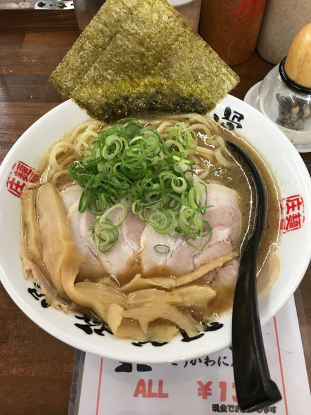 「らぁ麺(並)840円+チャーシュー3枚 250円」@麺屋庄太 津久井浜店の写真