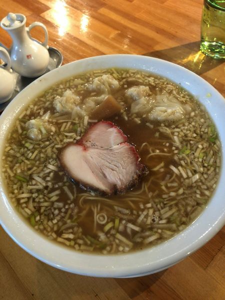 「ワンタン麺　850円」@ウミガメ食堂の写真
