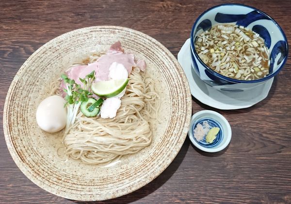 「昆布水つけ麺225g＋煮玉子」@中華そば 燕屋商店の写真
