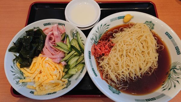 「（セット）黒酢冷し麺＋バジル餃子　７６０円　※」@日高屋 フレスポ八潮店の写真