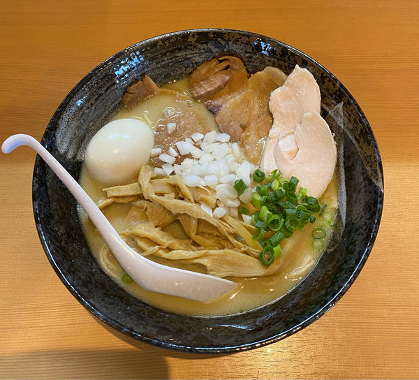 「とりそば 塩＋全部のせ」@麺堂 稲葉の写真