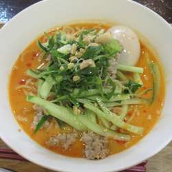 【限定】冷やし担々麺（900円）