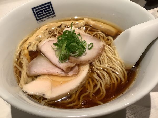 「淡麗醤油らーめん　800円」@淡麗拉麺 己巳の写真