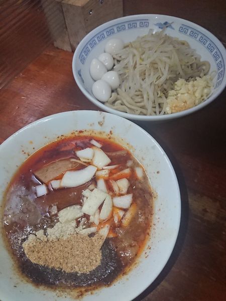 「つけ麺 麺少なめ + たま + うずら」@蓮爾 新町一丁目店の写真