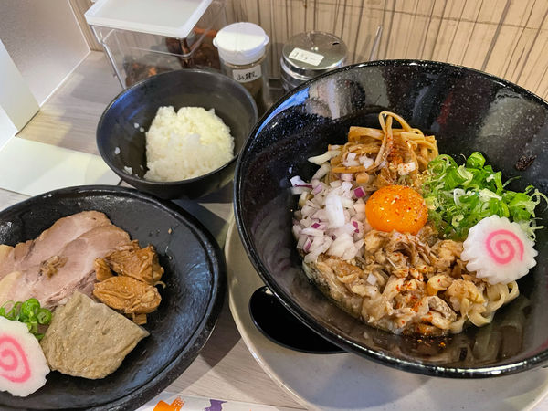 「愛媛レインボー　(特製、鯛)」@麺処 愛媛ん軒の写真