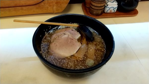 「しょうゆらあめん（７７０円）」@黙古寿の写真
