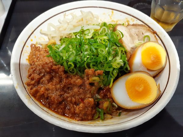 「坦々まぜそば、大盛」@麺屋よしひで 相模大野店の写真
