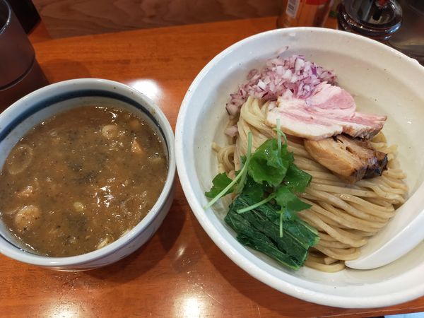 「濃厚煮干つけ麺」@千日紅の写真