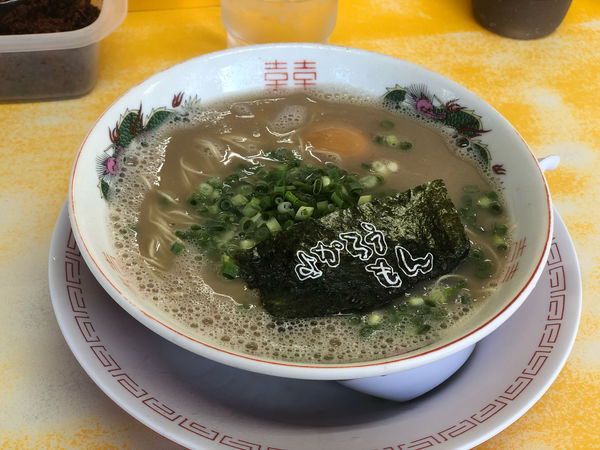 「豚骨ラーメン」@よかろうもんの写真