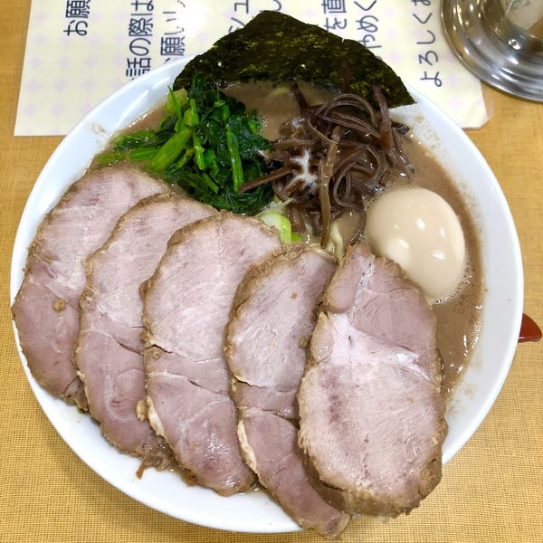 「チャーシュー麺大盛＋味玉」@うまいヨ ゆうちゃんラーメンの写真