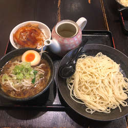 ランチ　炒め野菜つけ麺とチビチャーシュー丼　950円