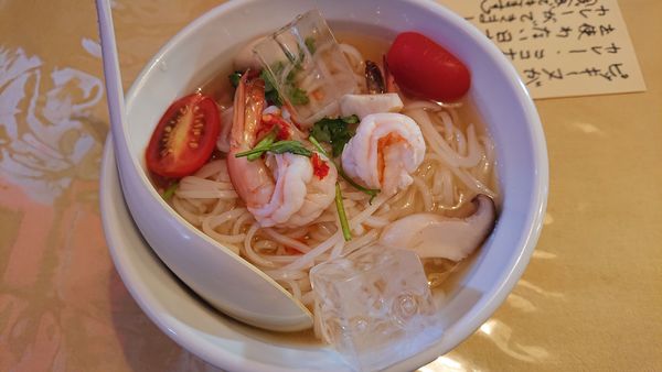 「Ｆ 冷トムヤムクンヌードル（夏季限定）　６５０円　※」@ピッキーヌの写真