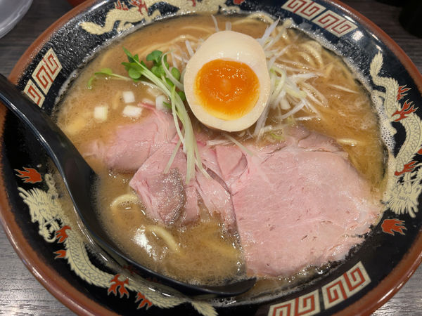 「魚豚骨ラーメン」@魚と豚と黒三兵 御徒町店の写真