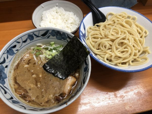 「つけ麺（200g）　半ライス」@自家製麺 福は内の写真
